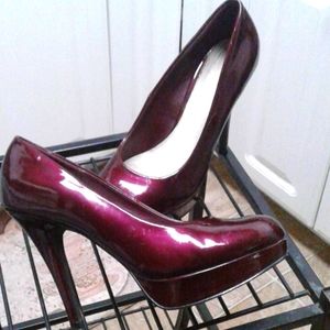 Le Chateau Deep Wine Platform Stiletto Heels, SIZE 10